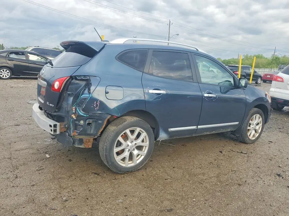 2013 NISSAN ROGUE S  