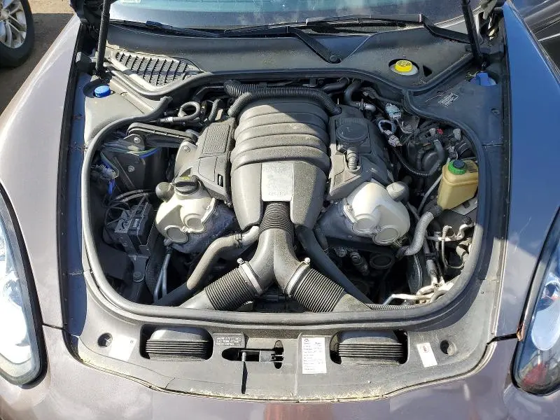 2015 PORSCHE PANAMERA 2  