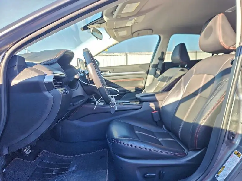 2023 NISSAN ALTIMA SR  