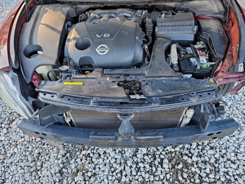 2010 NISSAN MAXIMA SV  