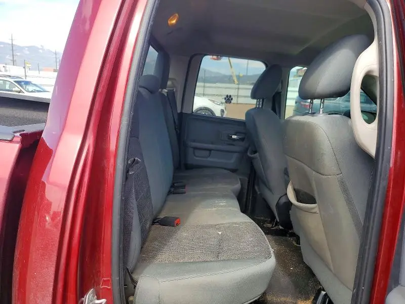 2015 RAM 1500 SLT  