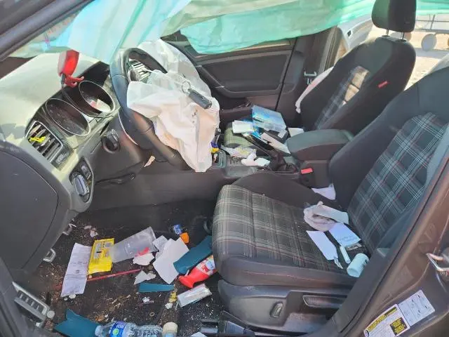 2019 VOLKSWAGEN GTI S