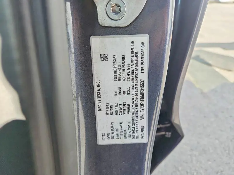 2022 TESLA MODEL 3   