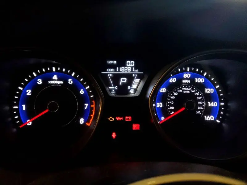 2013 HYUNDAI ELANTRA GLS  
