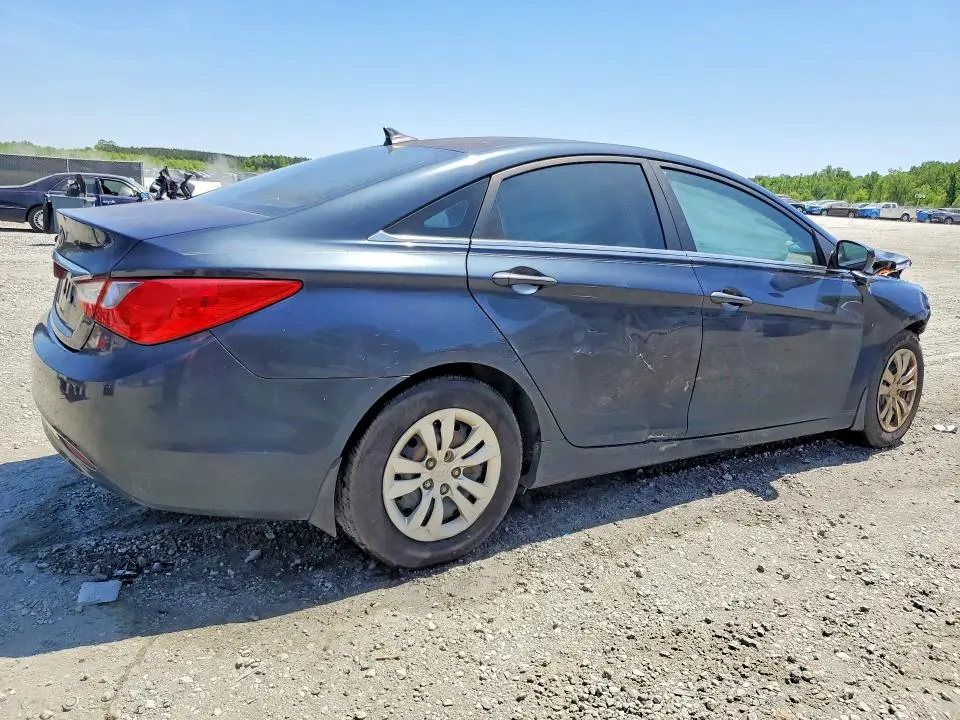 2011 HYUNDAI SONATA GLS  