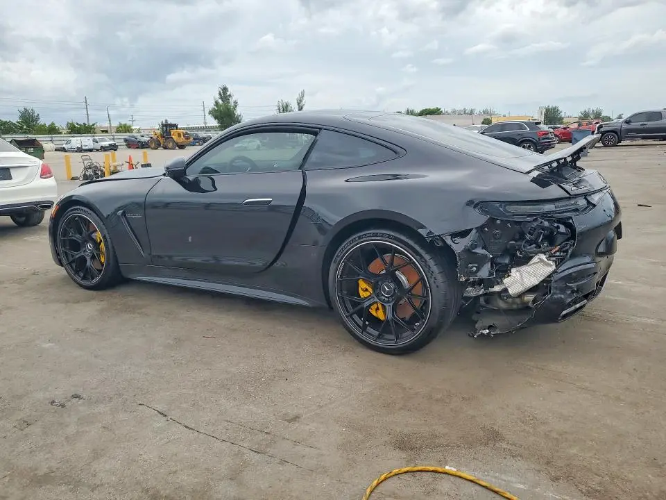 2025 MERCEDES-BENZ AMG GT 63  