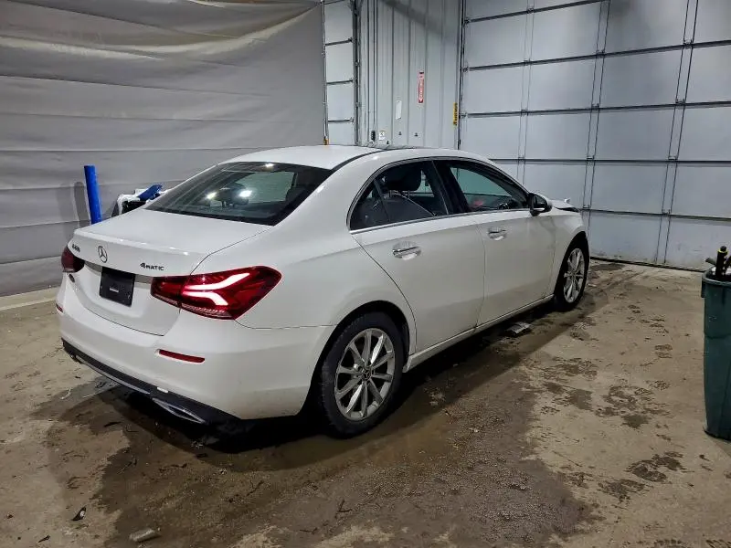 2021 MERCEDES-BENZ A 220 4MATIC  