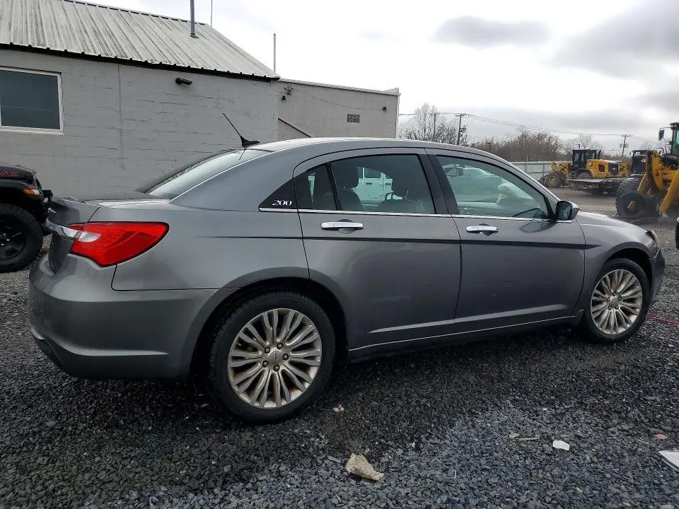 2012 CHRYSLER 200 LIMITED  