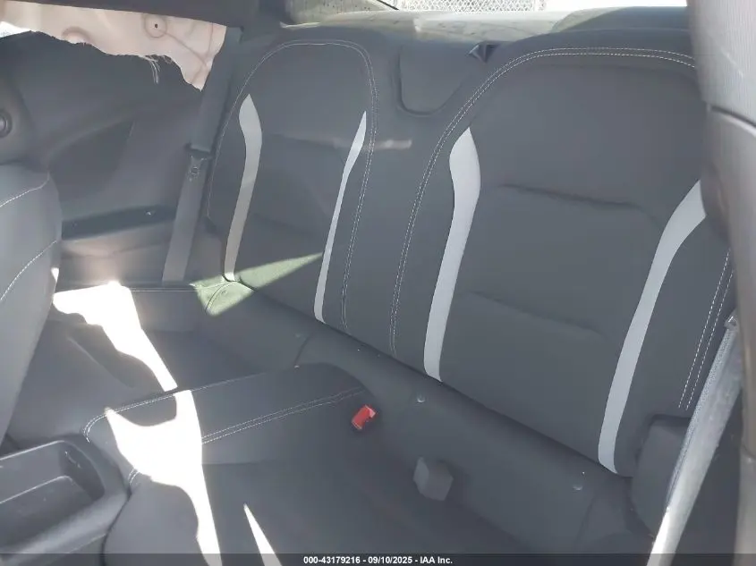 2023 CHEVROLET CAMARO RWD  1LT