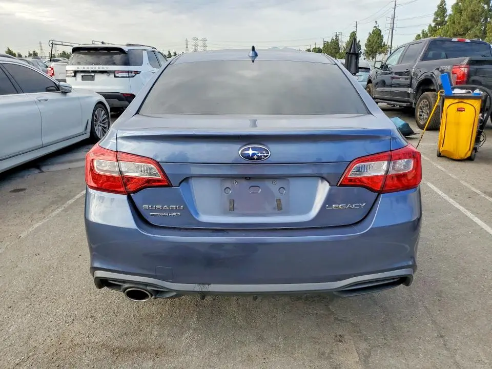 2018 SUBARU LEGACY 2.5I PREMIUM  