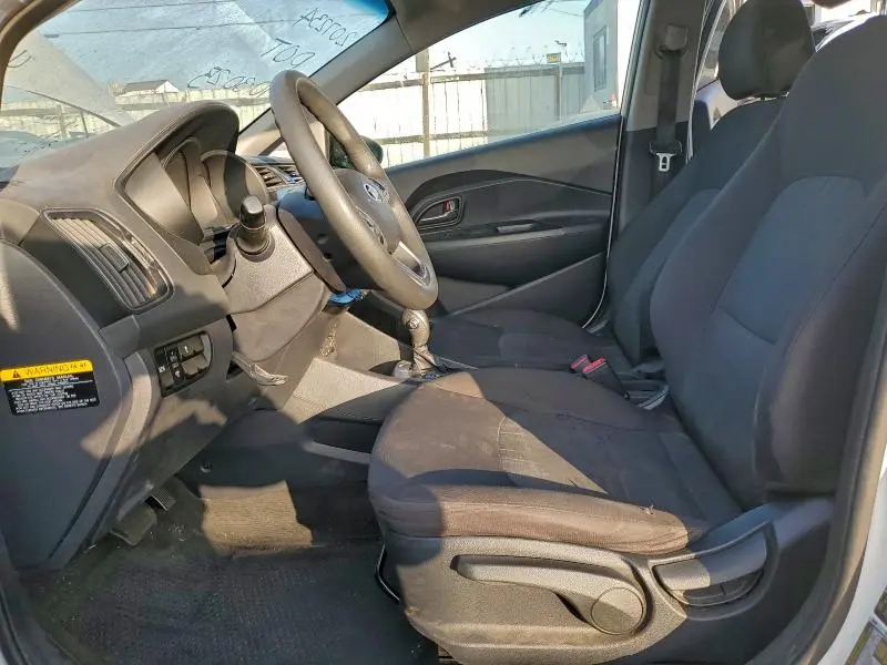 2016 KIA RIO LX  