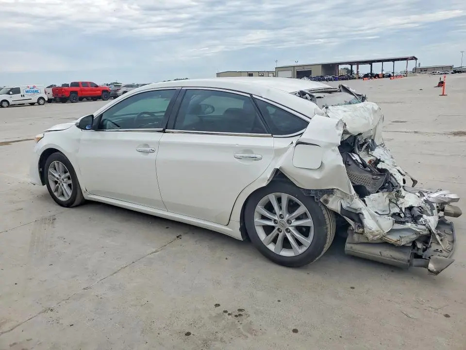 2013 TOYOTA AVALON XLE  