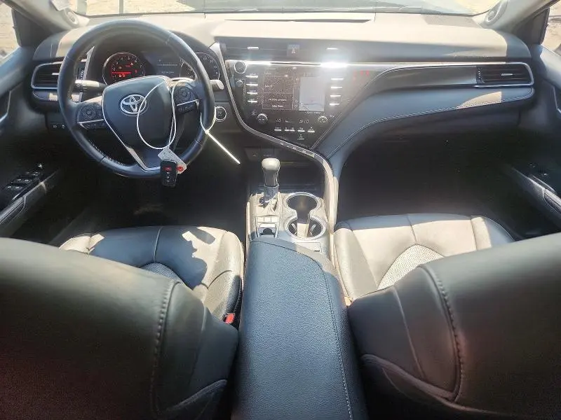 2020 TOYOTA CAMRY XSE  