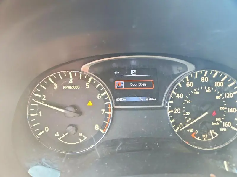 2016 NISSAN PATHFINDER SL  