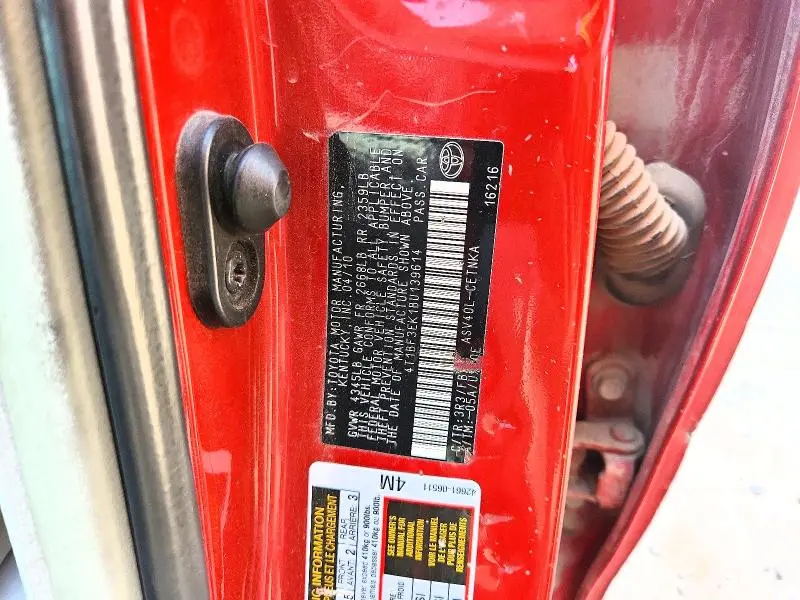 2011 TOYOTA CAMRY LE  