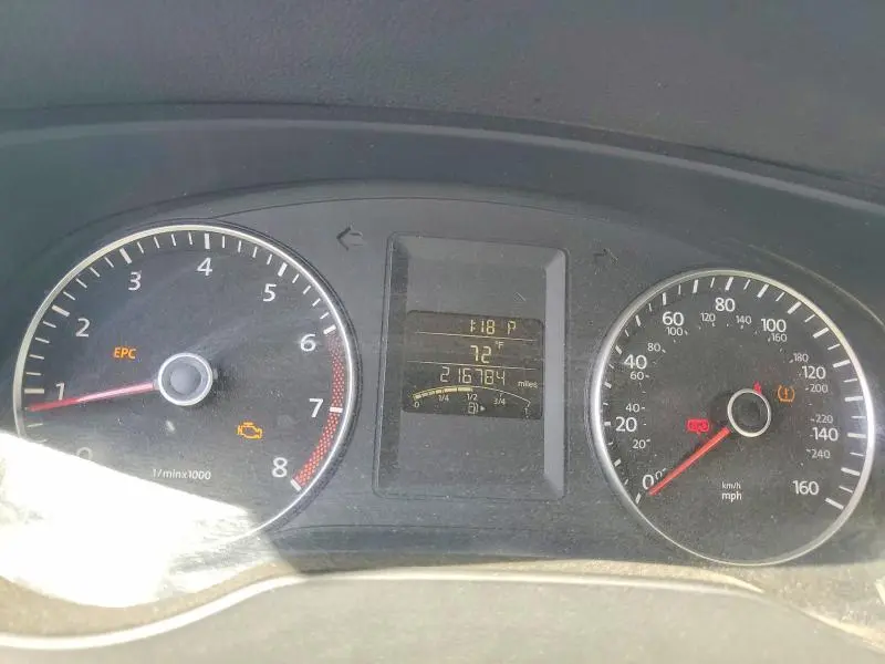 2012 VOLKSWAGEN JETTA SE  