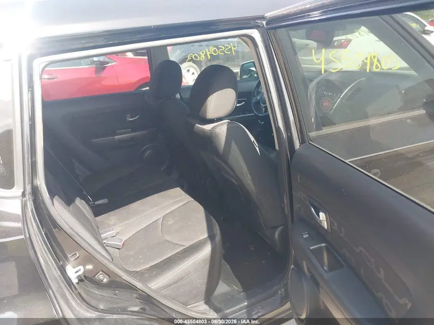 2013 KIA SOUL +