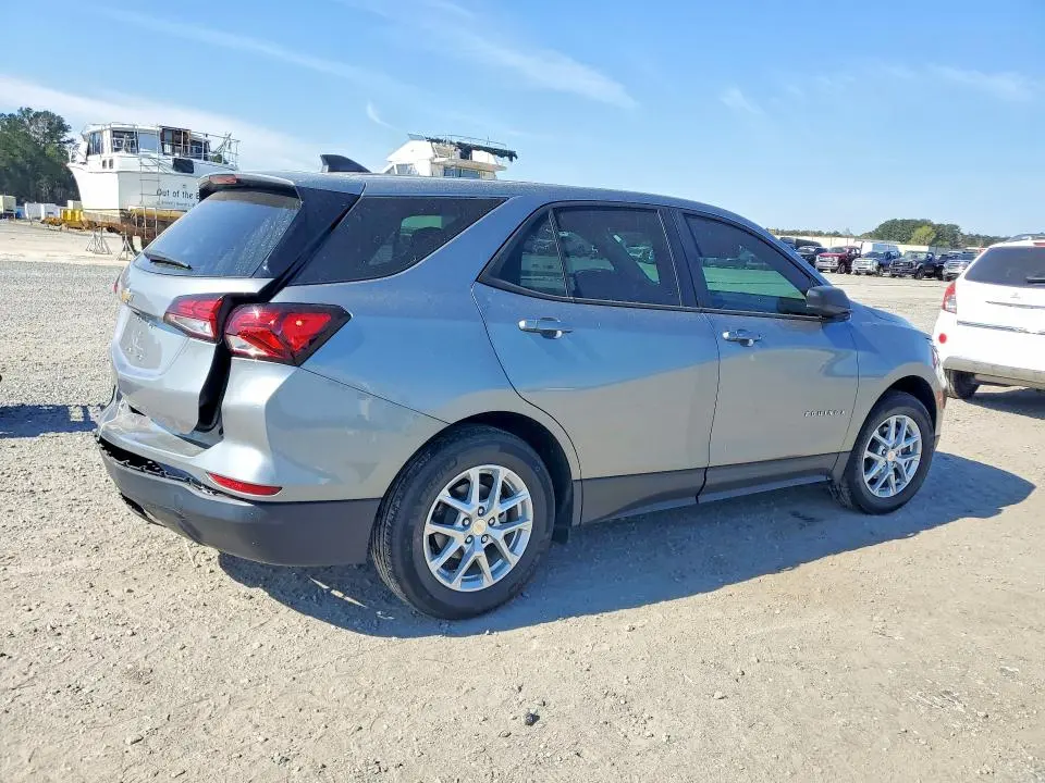 2023 CHEVROLET EQUINOX LS  