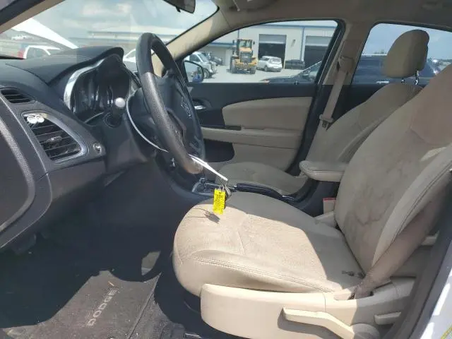 2013 DODGE AVENGER SE  