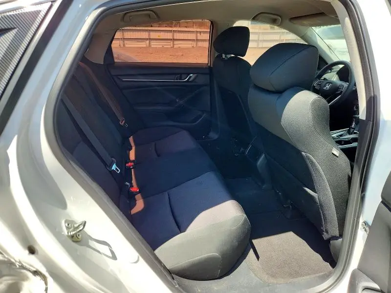 2018 HONDA ACCORD LX  