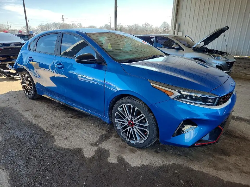 2022 KIA FORTE GT  