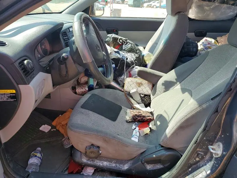 2011 HYUNDAI ACCENT GLS  
