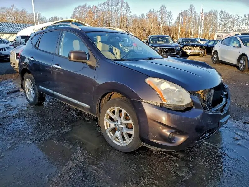 2011 NISSAN ROGUE S  