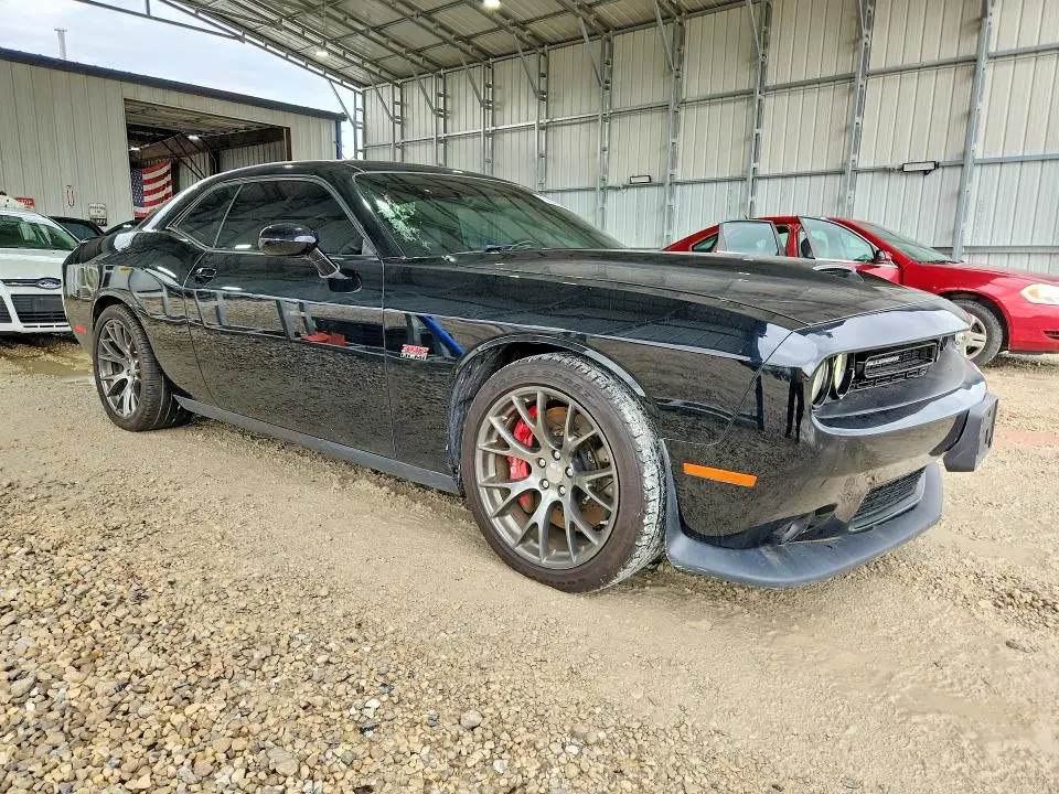 2016 DODGE CHALLENGER SRT 392  