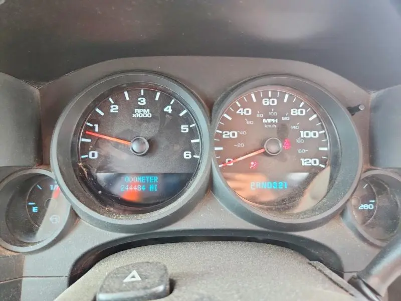 2011 CHEVROLET SILVERADO K1500 LS  