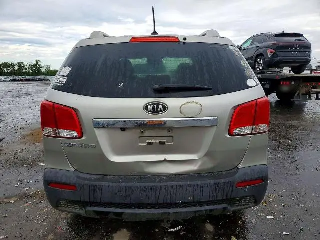 2012 KIA SORENTO LX  