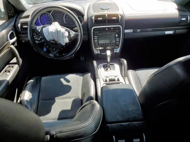 2010 PORSCHE CAYENNE GTS  