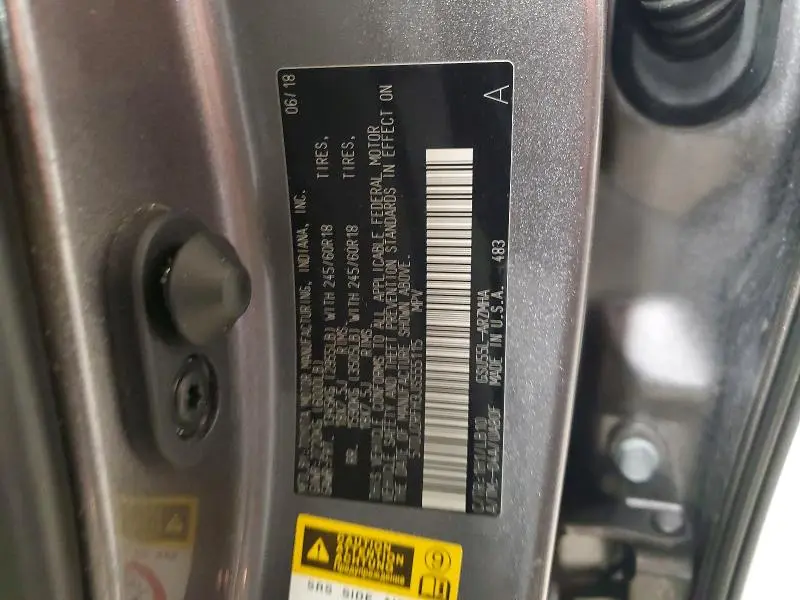 2018 TOYOTA HIGHLANDER SE  