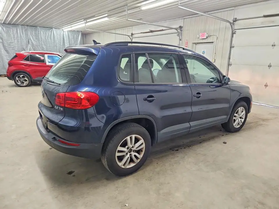 2015 VOLKSWAGEN TIGUAN S  