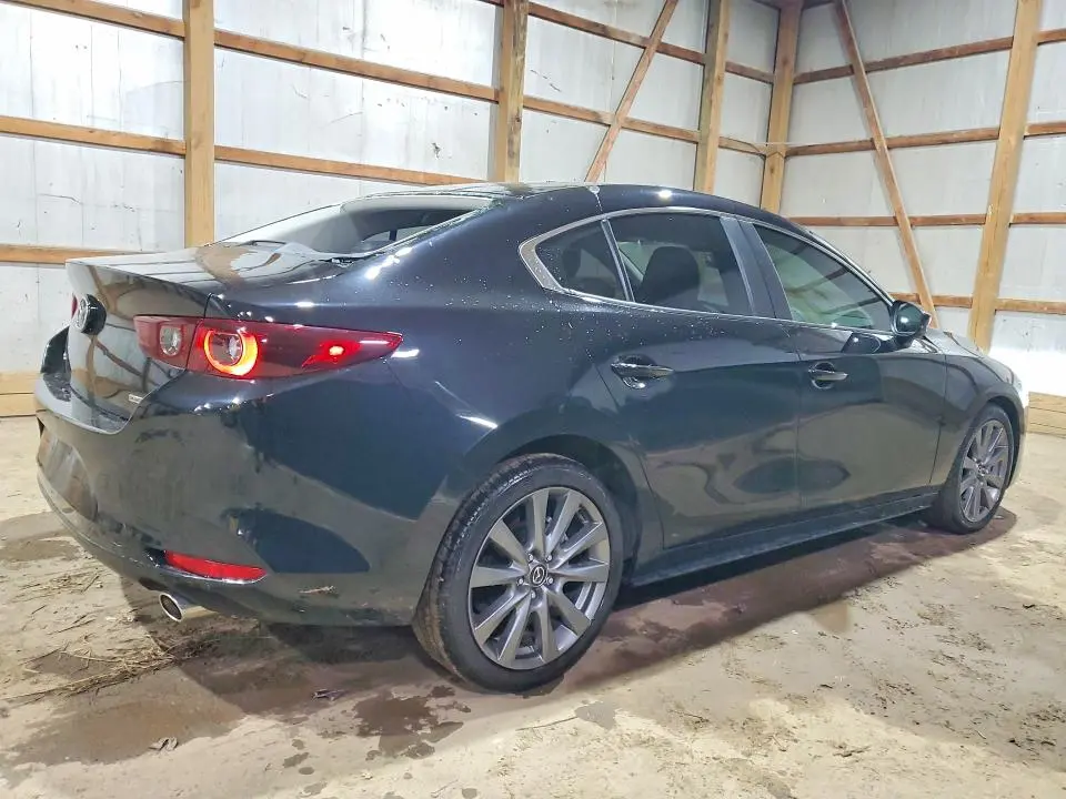 2025 MAZDA 3 PREFERRED  