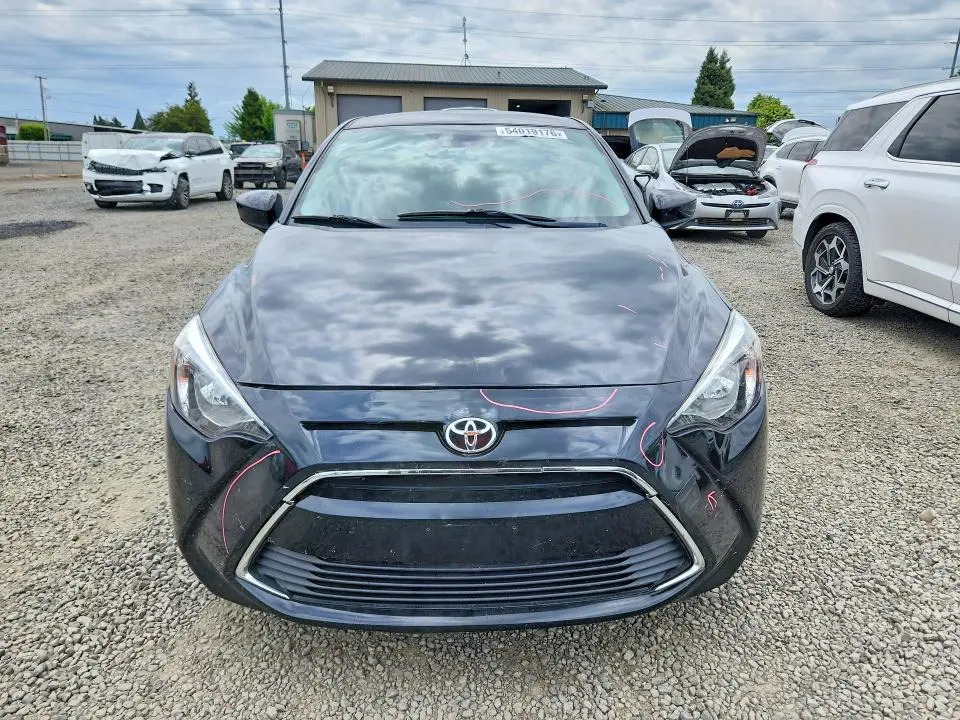 2017 TOYOTA YARIS IA BASE  