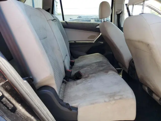 2018 VOLKSWAGEN TIGUAN S  