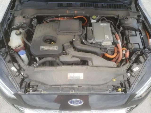 2019 FORD FUSION TITANIUM  