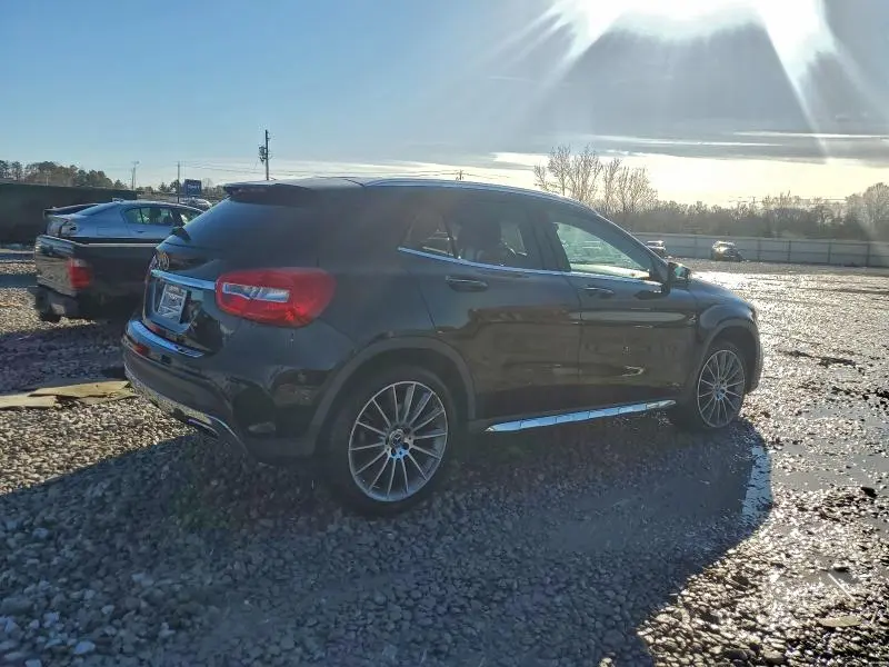 2018 MERCEDES-BENZ GLA 250  