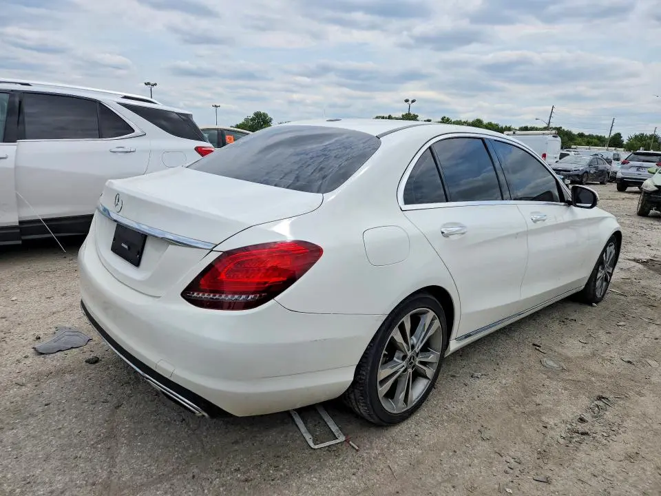 2019 MERCEDES-BENZ C 300  