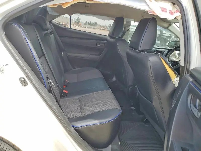 2017 TOYOTA COROLLA SE  