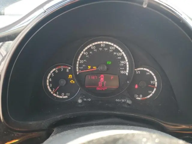 2013 VOLKSWAGEN BEETLE   