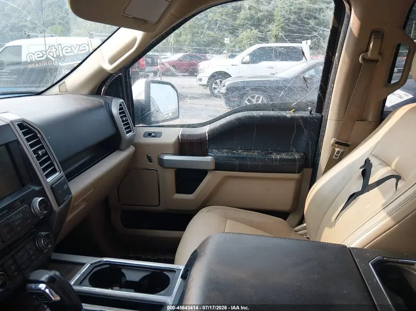 2015 FORD F-150 LARIAT