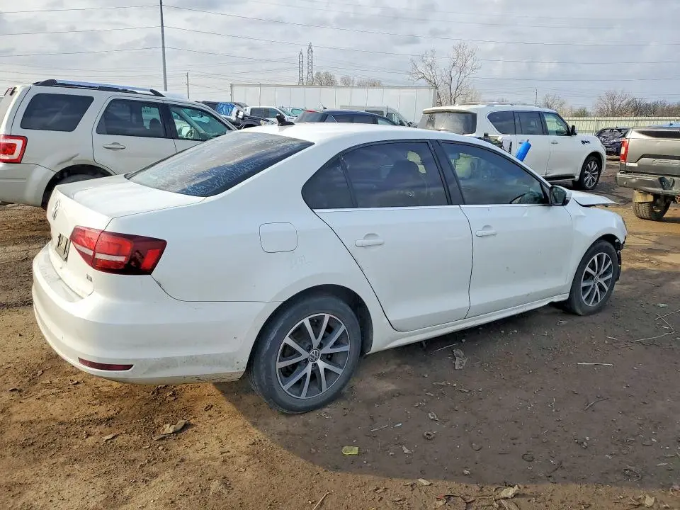 2017 VOLKSWAGEN JETTA SE  