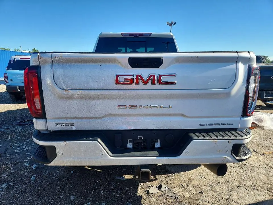 2021 GMC SIERRA K2500 DENALI  
