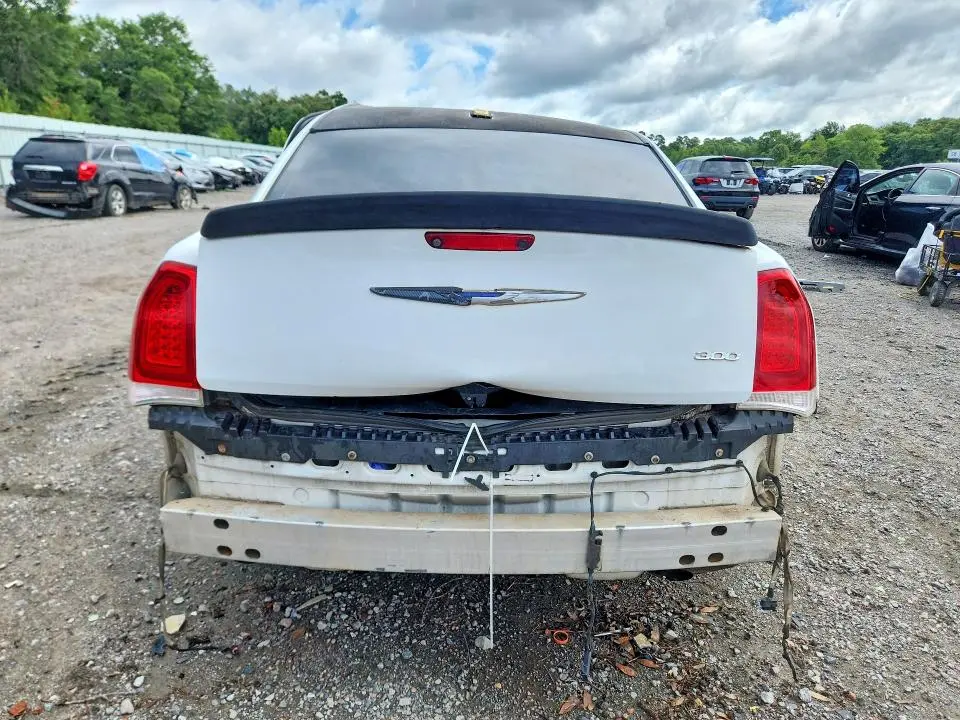 2015 CHRYSLER 300 LIMITED  