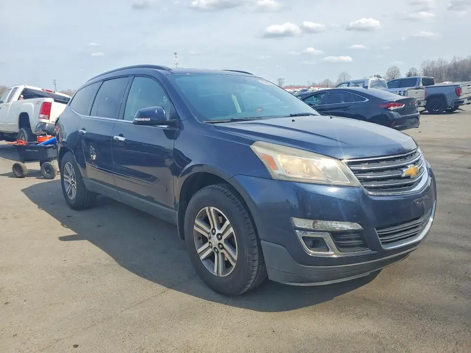 2015 CHEVROLET TRAVERSE LT  