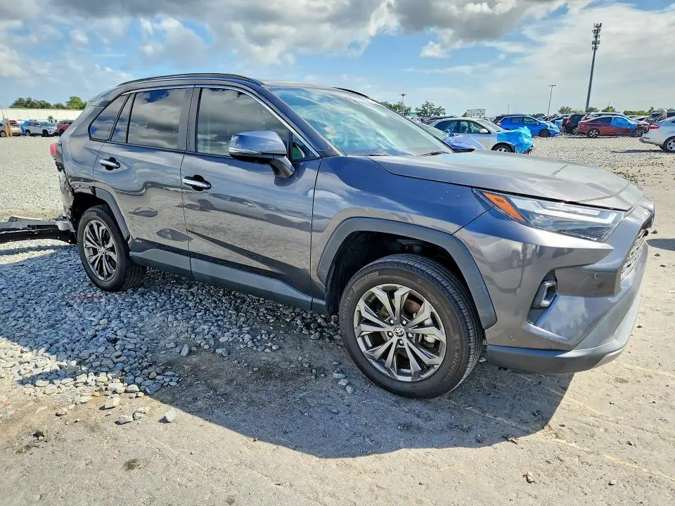 2022 TOYOTA RAV4 LIMITED  