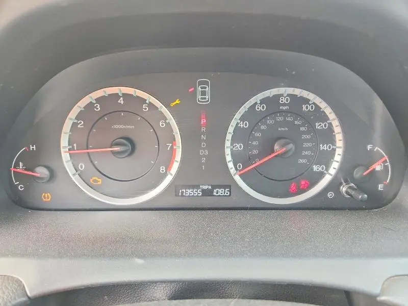 2010 HONDA ACCORD LXP  