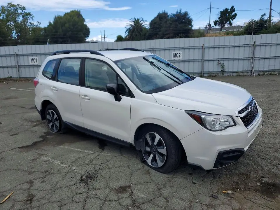 2017 SUBARU FORESTER 2.5I  