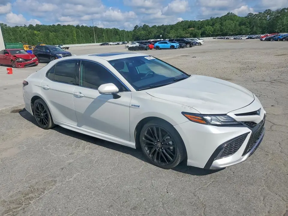 2021 TOYOTA CAMRY XSE  